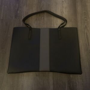 Vince Camuto Black & Gray Stripe  Pebble Grain Vegan Leather Open Top Tote NEW